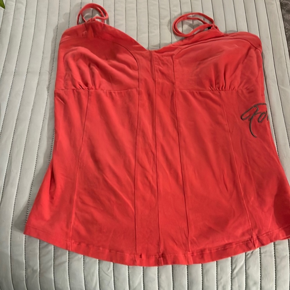 Fox. Tank top.